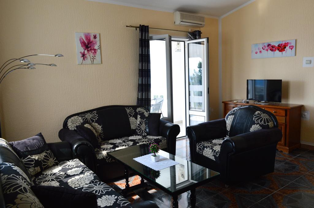 Apartment Sunny バール エクステリア 写真
